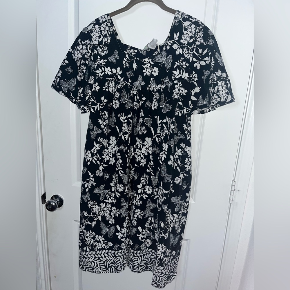 Desert Shores PM Cotton Black Butterfly Floral Scoop Neck Puff Sleeve Mid Dress